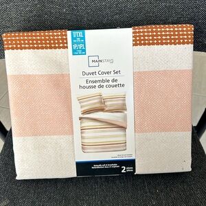 New duvet cover set size twin/twin XL